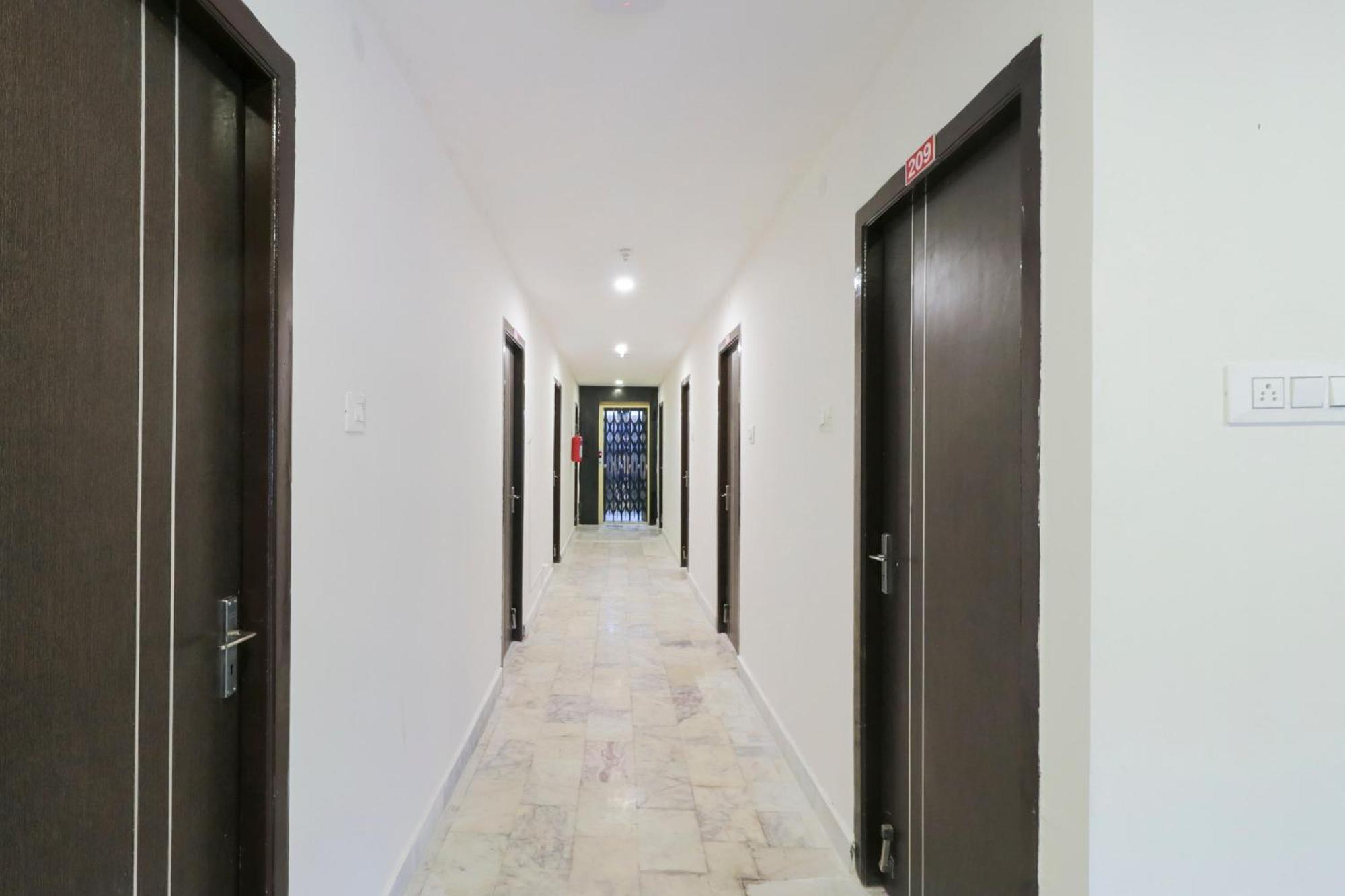 Hotel O Akshaya Elite Vijayawada Ngoại thất bức ảnh