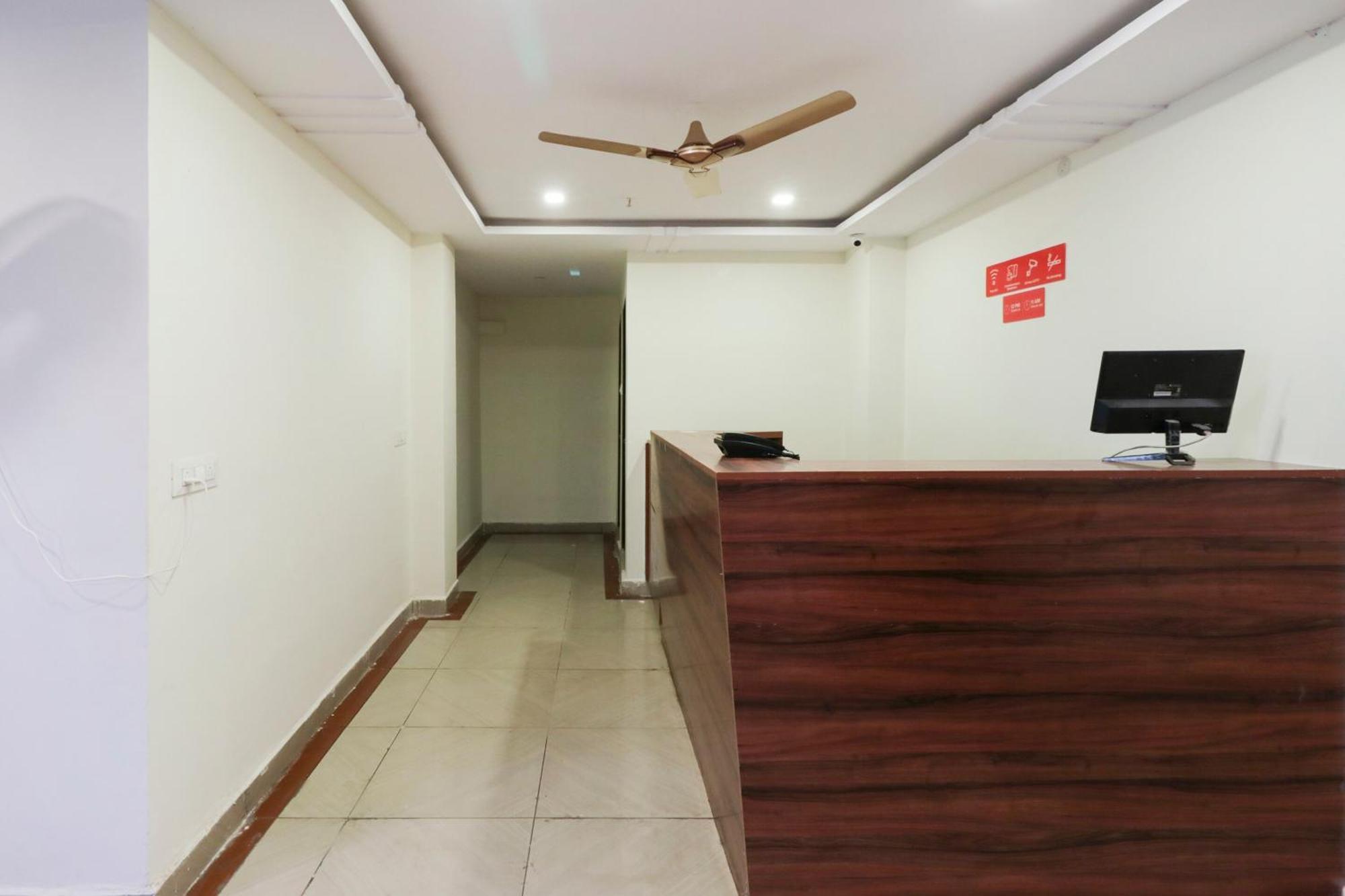 Hotel O Akshaya Elite Vijayawada Ngoại thất bức ảnh