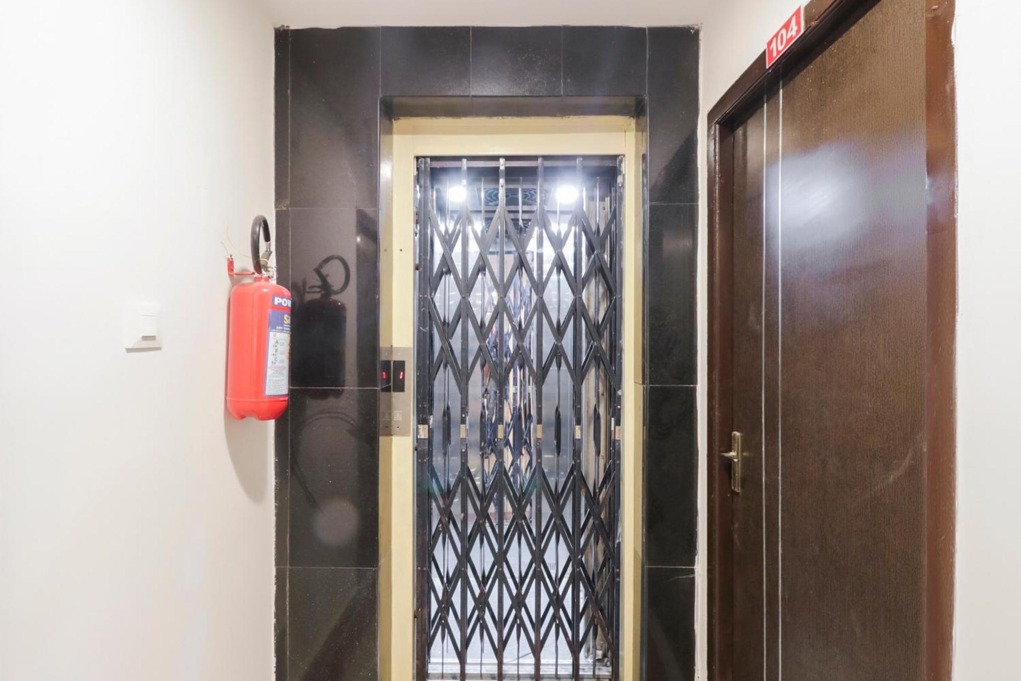 Hotel O Akshaya Elite Vijayawada Ngoại thất bức ảnh